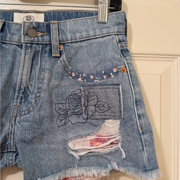 Lucky Brand Blue Jean Shorts with Floral Patches - Picture 2 of 11